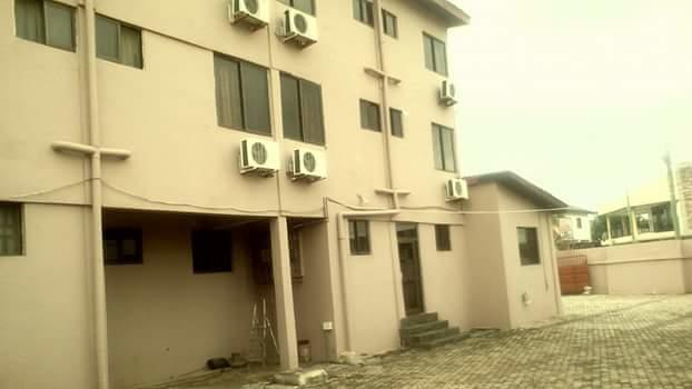 Samartine Hotel Kwabenya Exterior photo